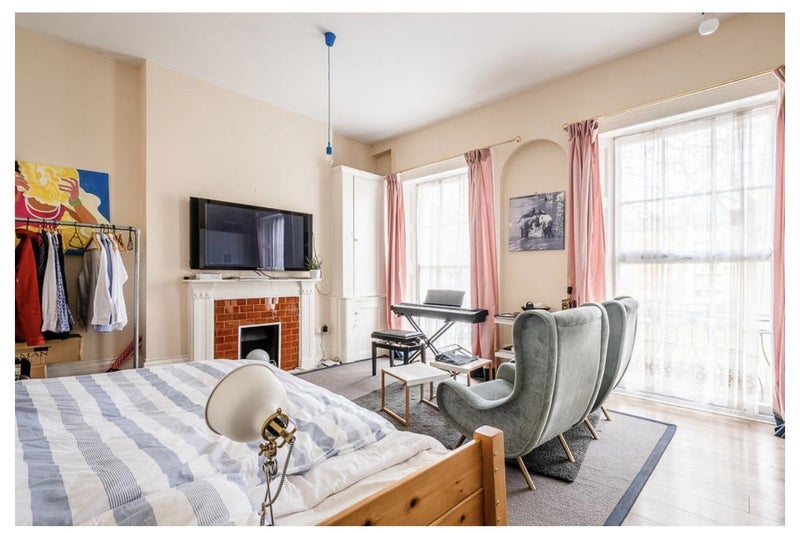 Flat Regent Square in Greater London