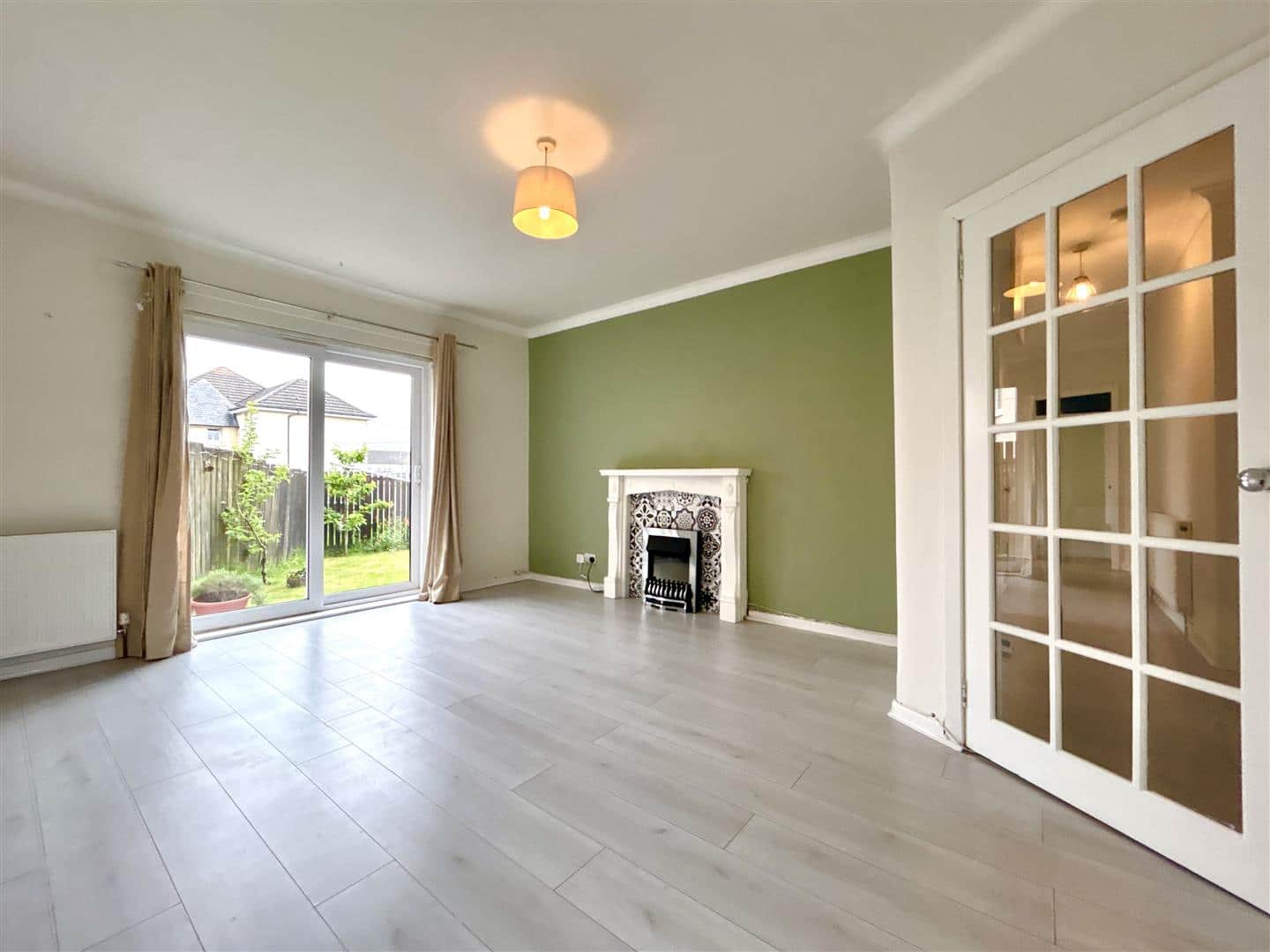 Flat Back O Dykes Road in Lenzie