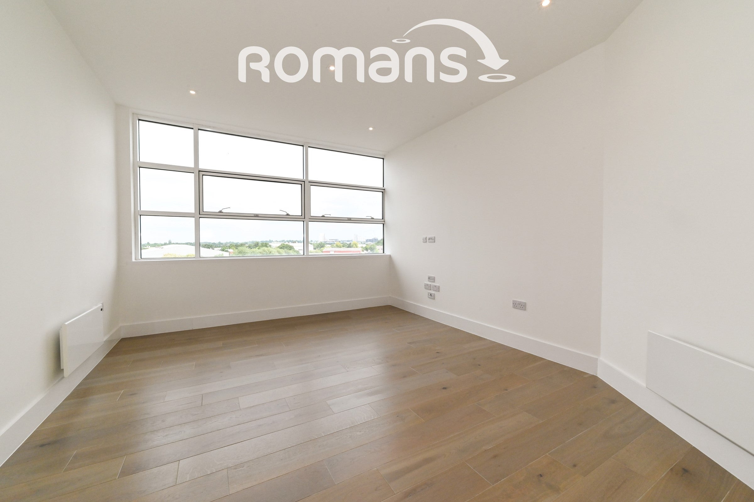 Flat Compass Court in Coventry