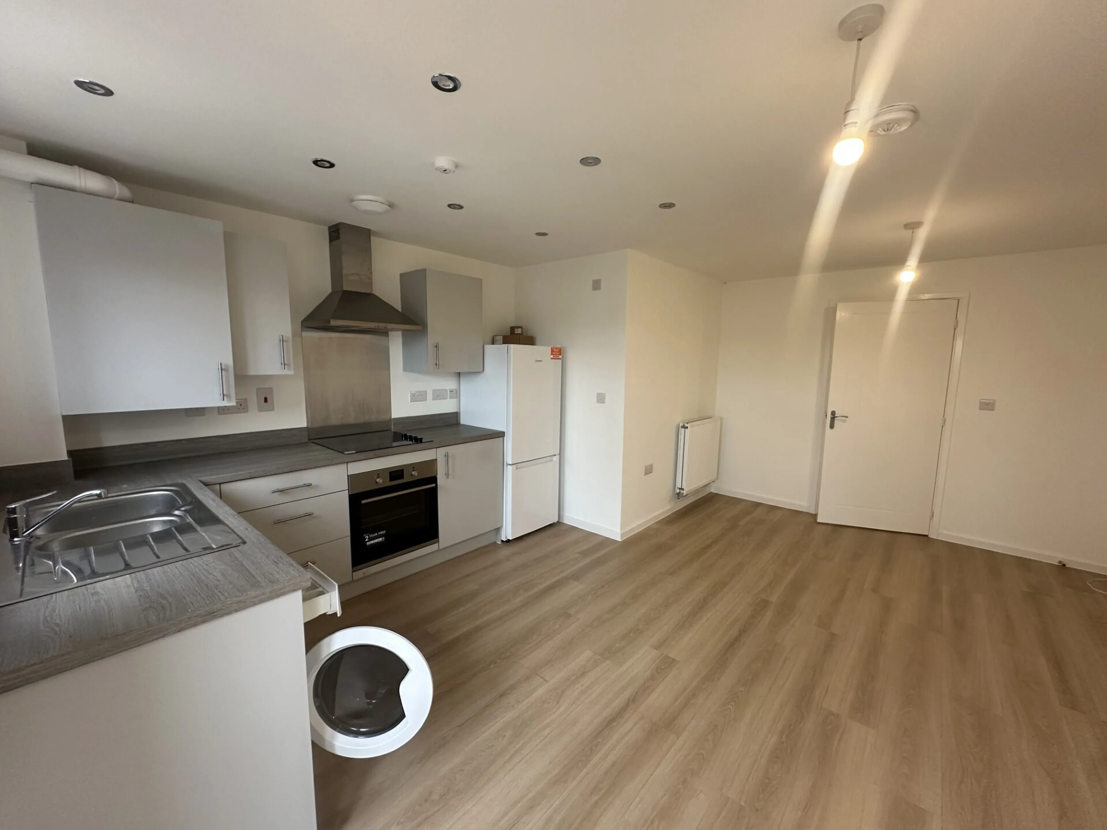 Flat Chamberhouse Mill Lane in Thatcham