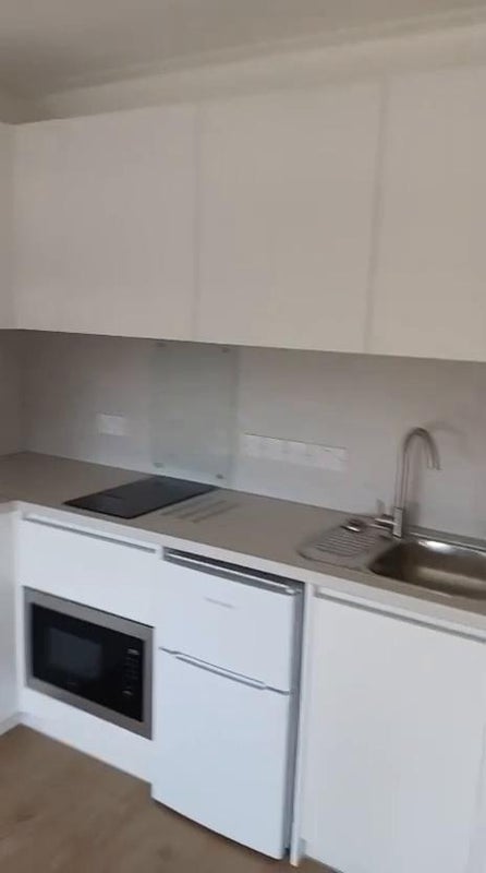 Flat Stowage in Greater London