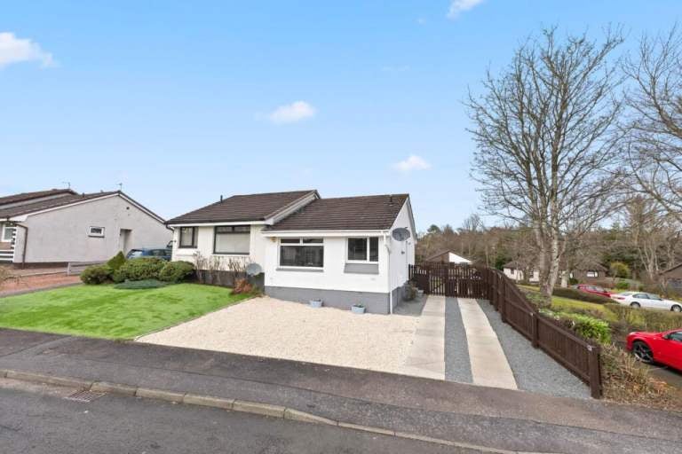House Bankton Green in Livingston