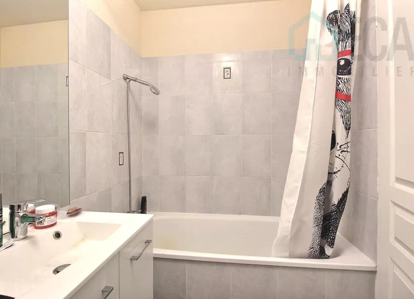 Appartement Place Antonin Dubost à La Tour-du-Pin