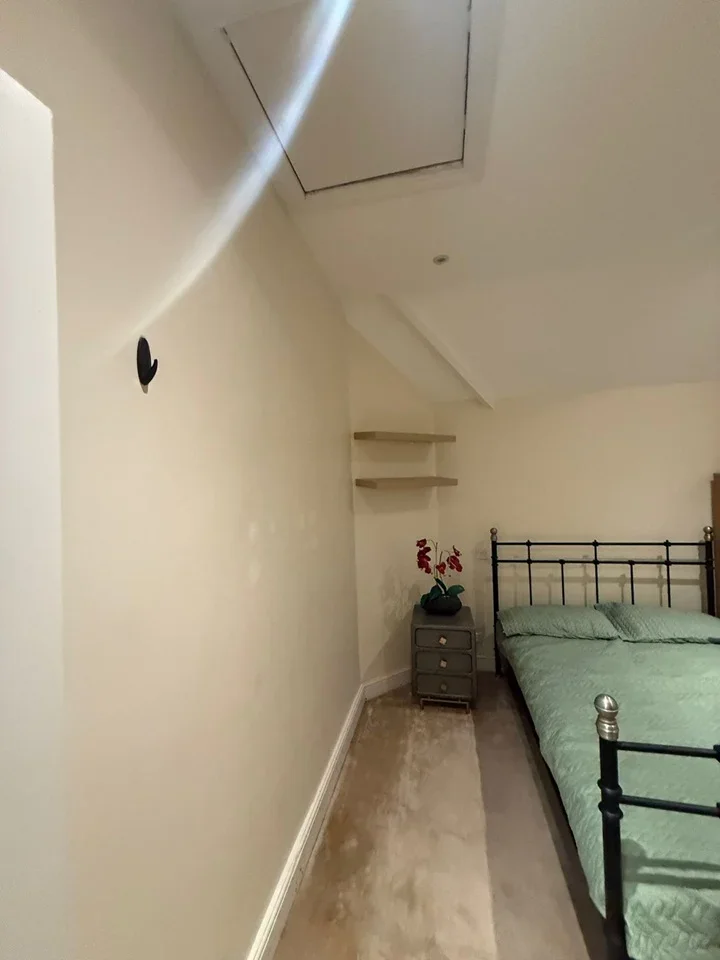 Room Colham Green Road in Greater London