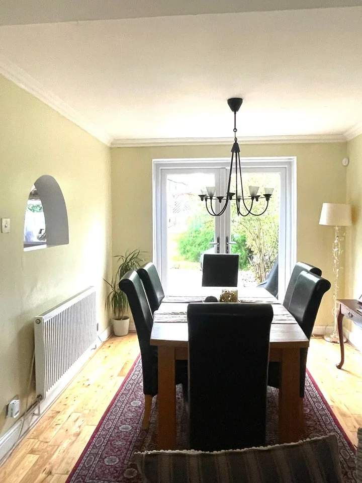 Room Underwood Road in Greater London