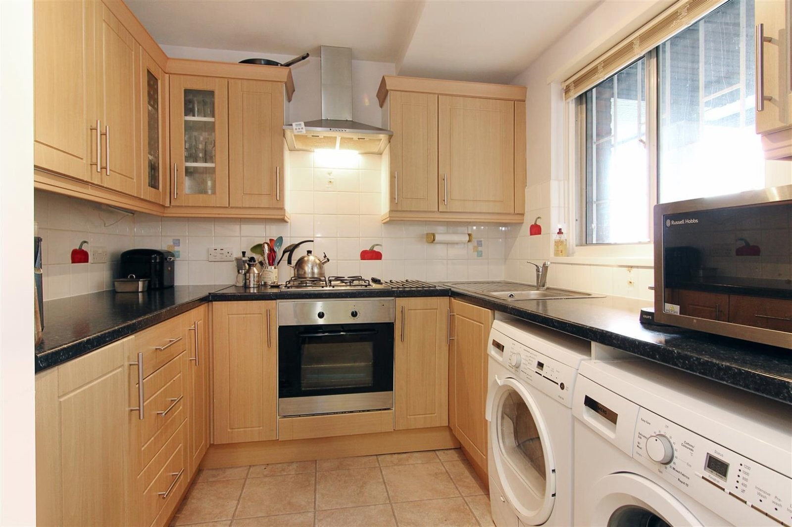 Flat Upper Richmond Road in Greater London