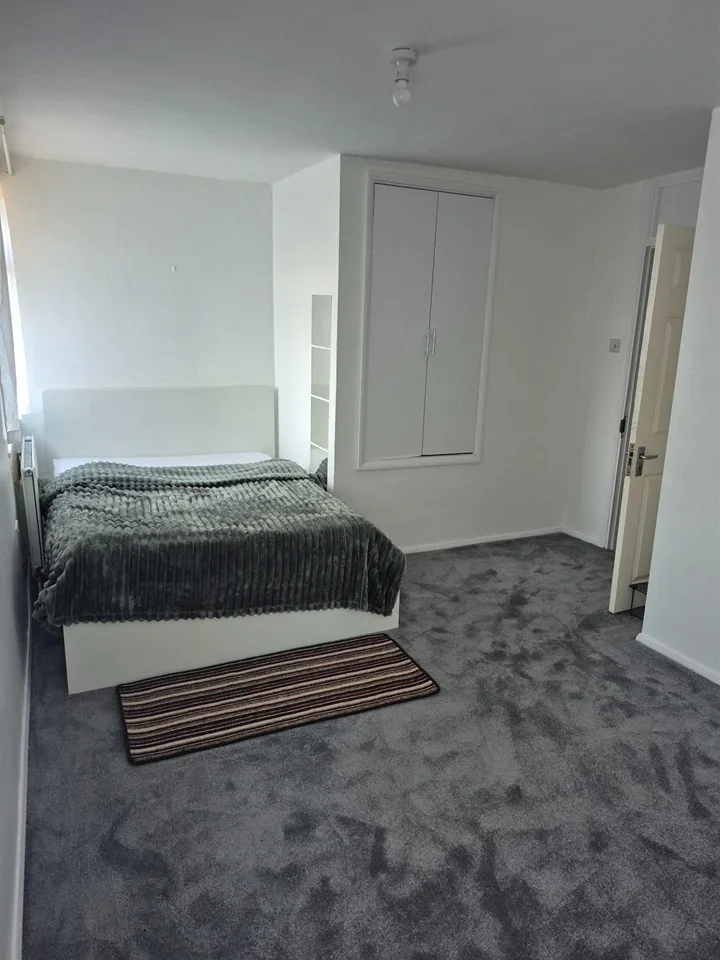 Room Bellingham Green in Greater London