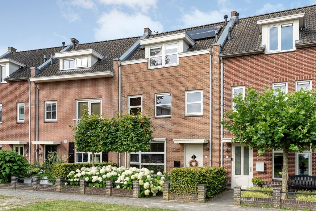 Huis Van Kouwenborchstraat 59 in Hardenberg