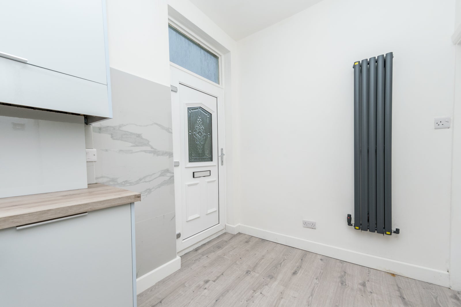 Flat Providence Place in Leeds
