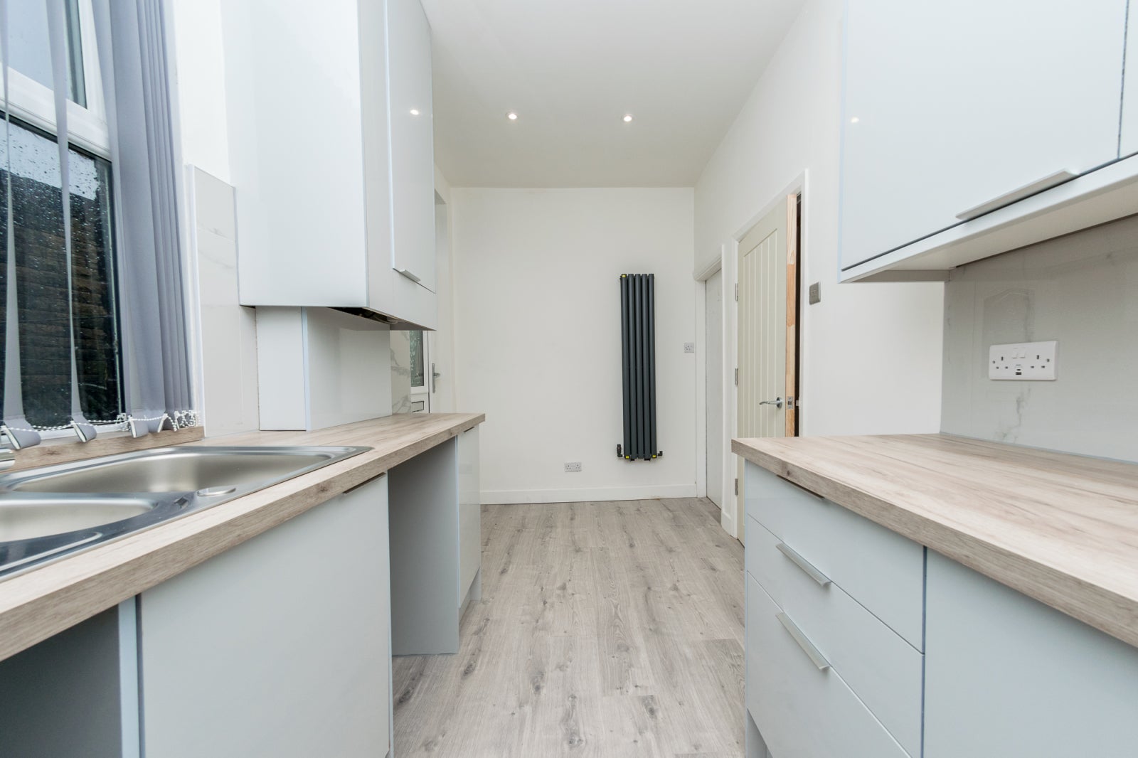 Flat Providence Place in Leeds