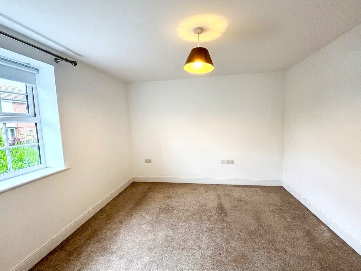 Flat Cotmore Gardens in South Oxfordshire
