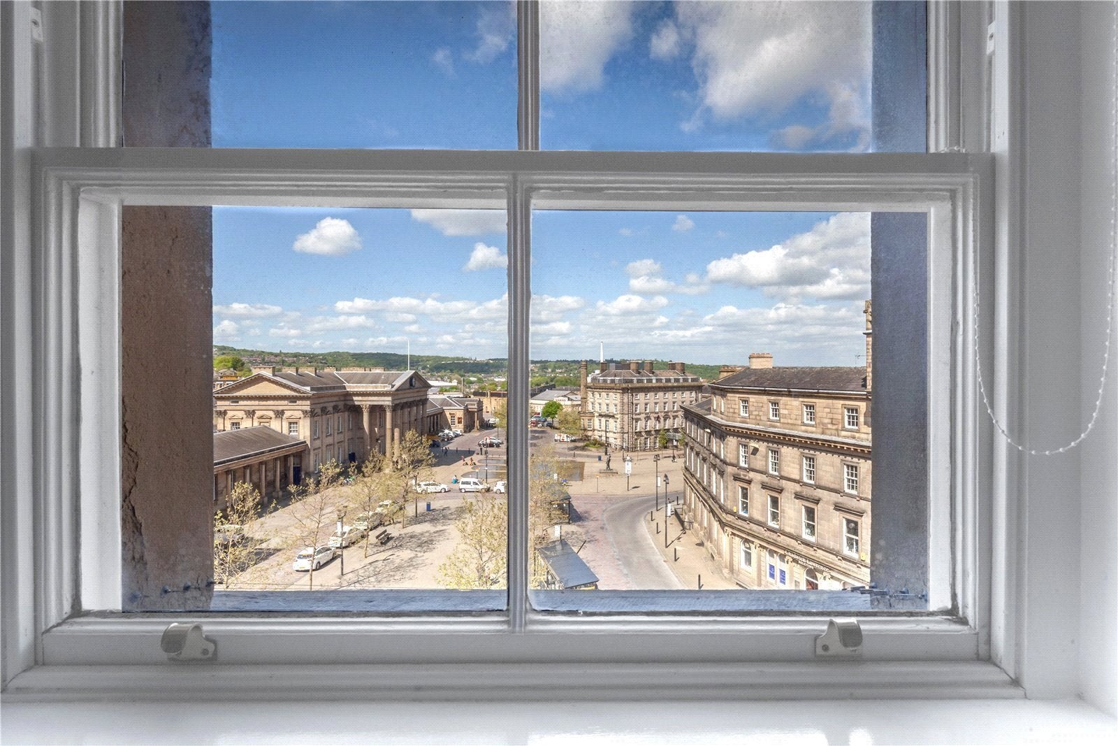 Room Westgate in Kirklees