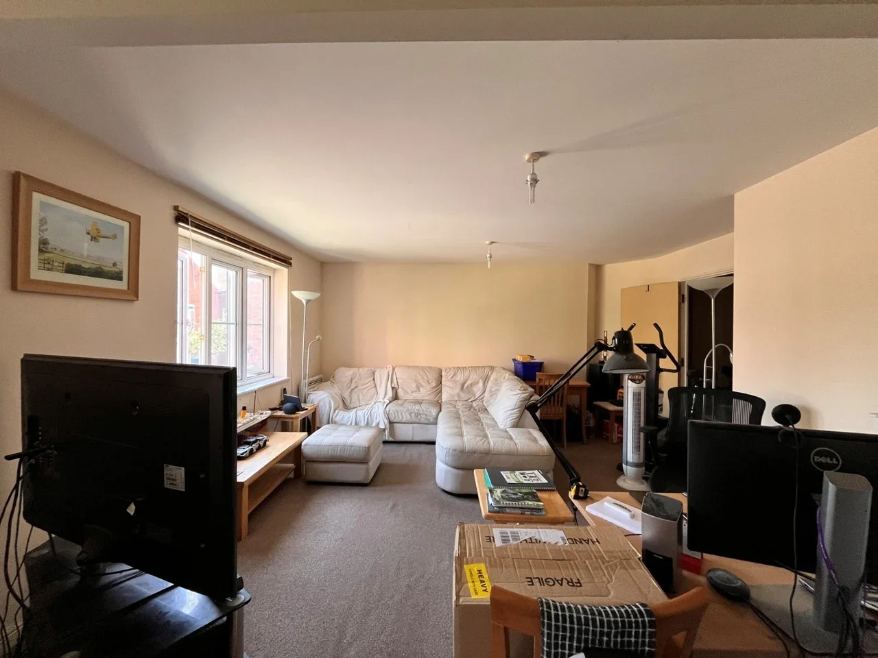 Flat Lockhart Road in Watford