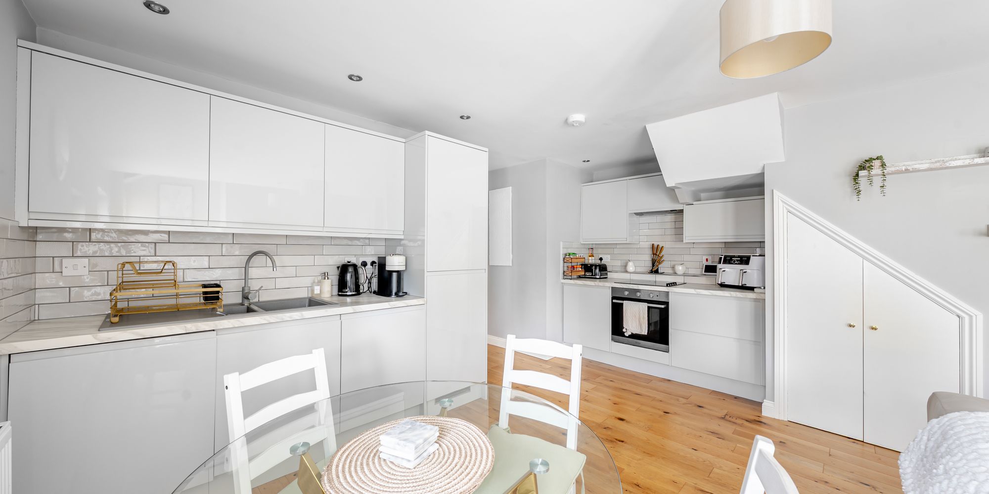 House Coster Avenue in London