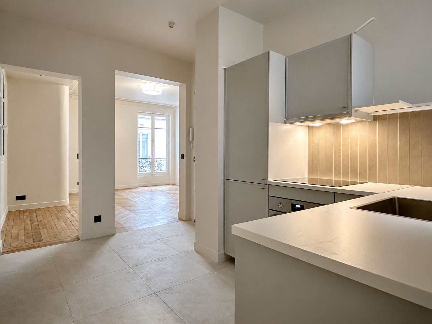 Flat Rue Pierre Semard in Paris