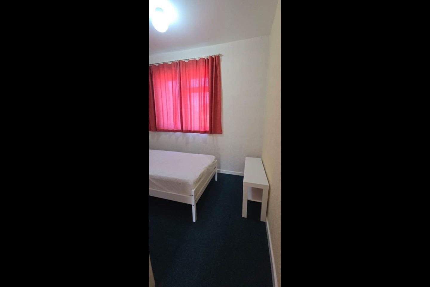 Room Atherton Close in Borough of Spelthorne