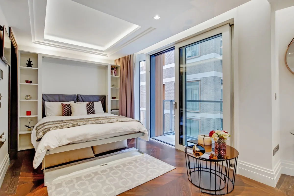 Flat Strand in City of Westminster