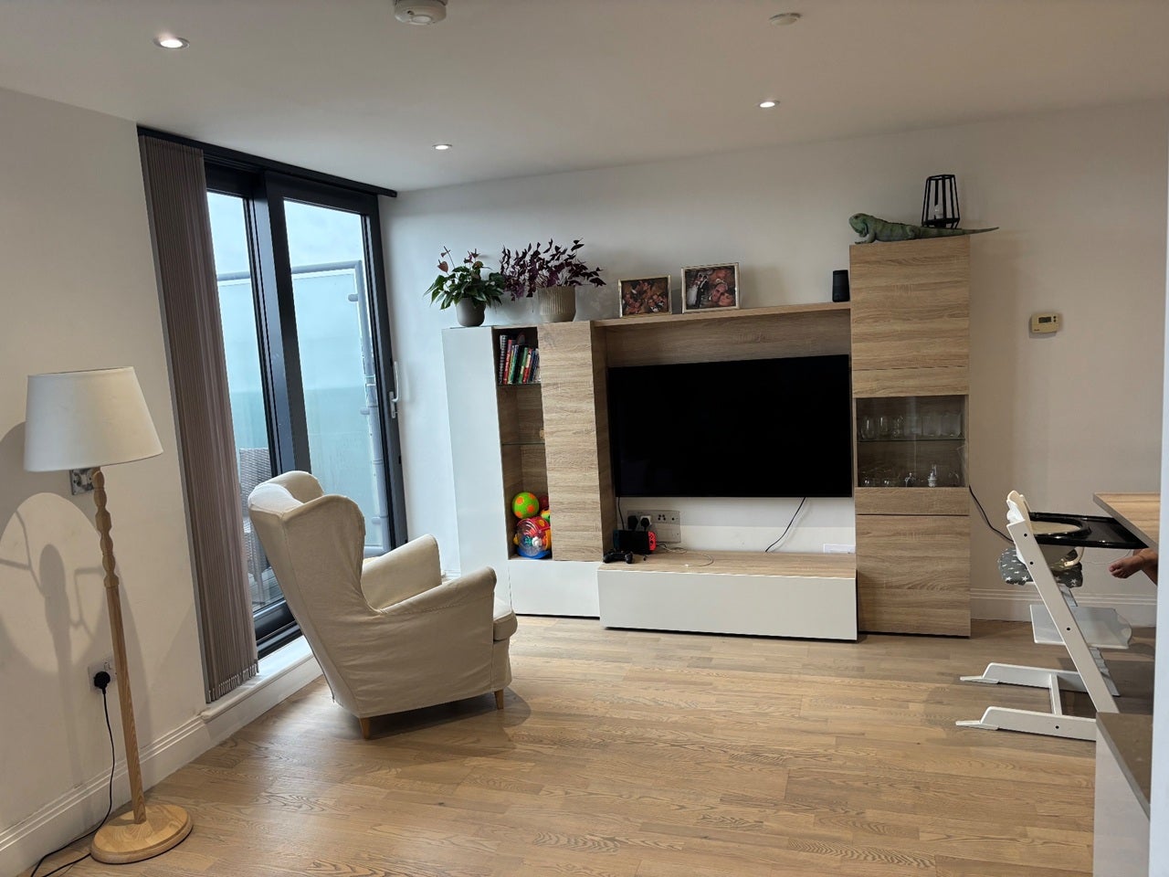 Flat Blagdon Road in Greater London