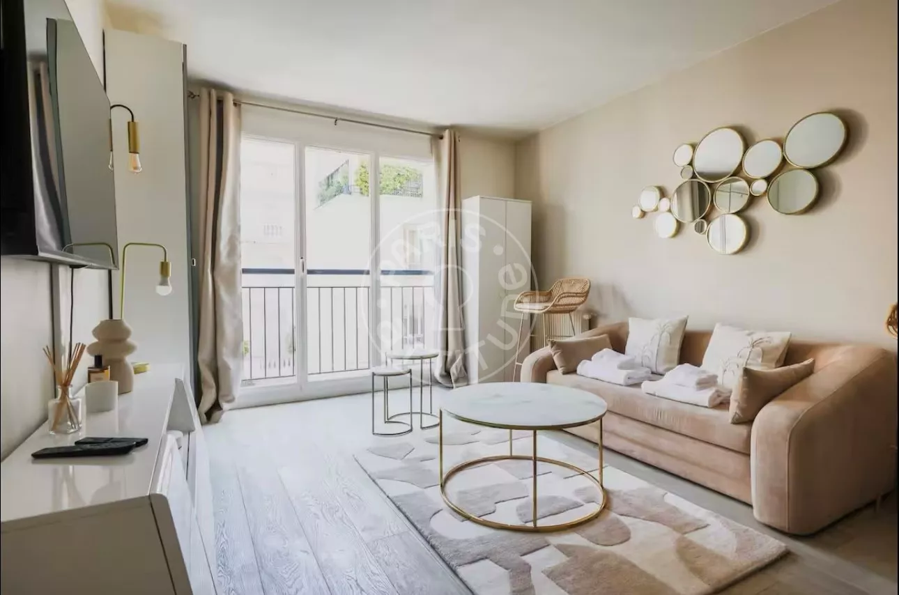 Flat Rue Frédéric Passy in Neuilly-sur-Seine