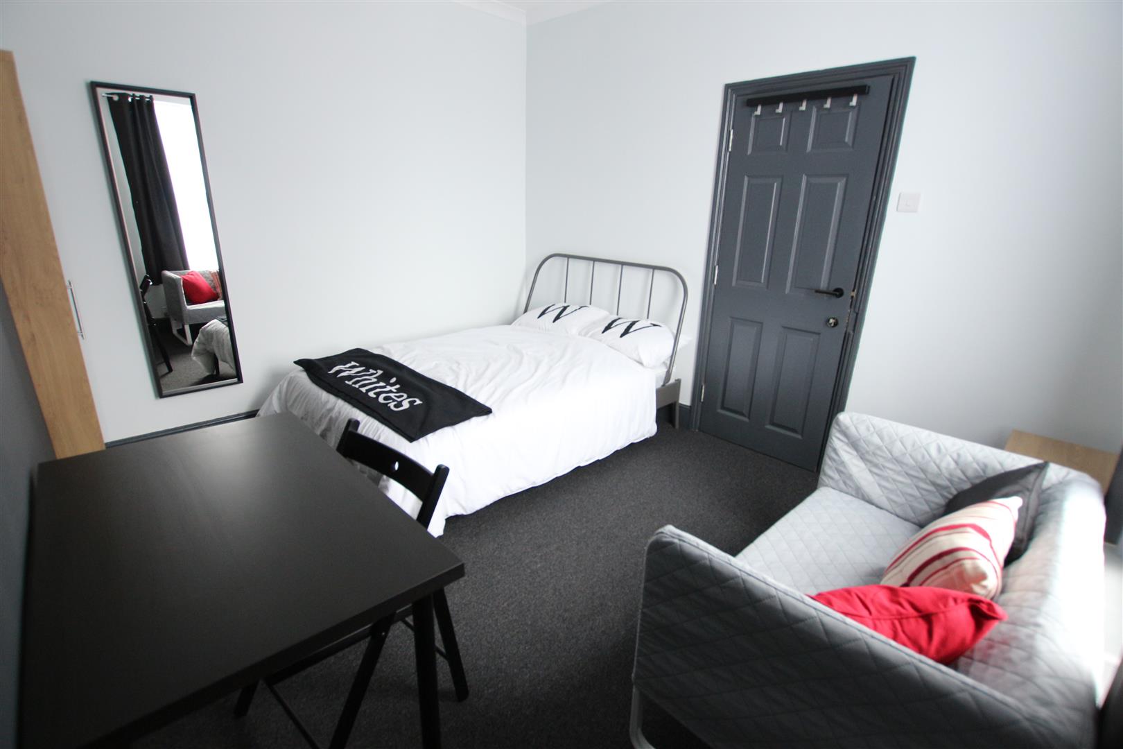 Room Castilian Terrace in Northampton
