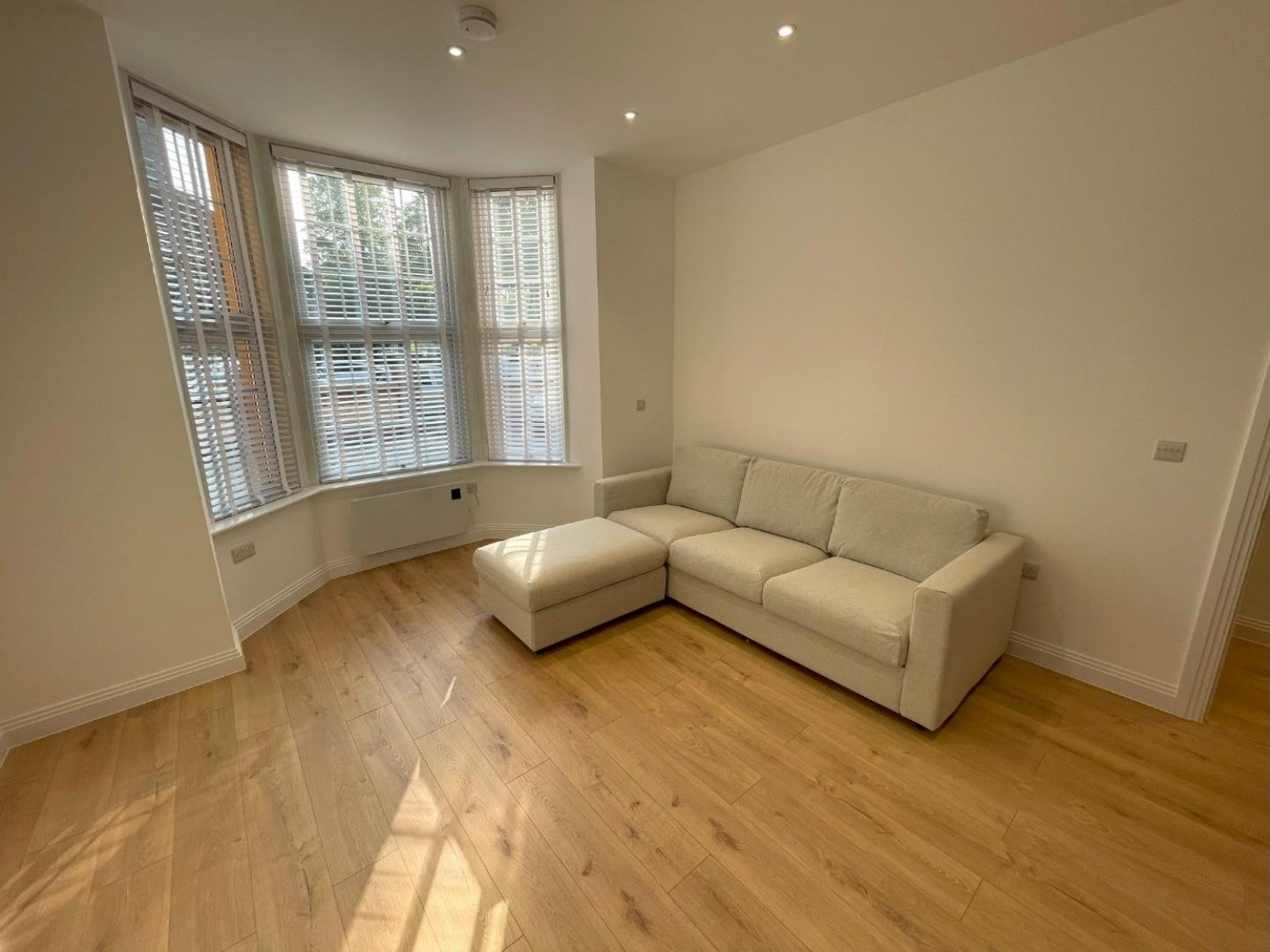 Flat Brownlow Road in Reading