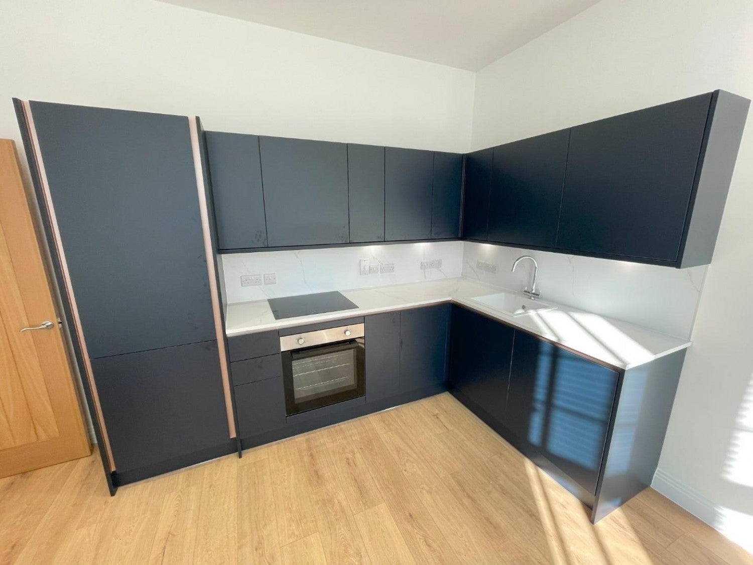 Flat Brownlow Road in Reading