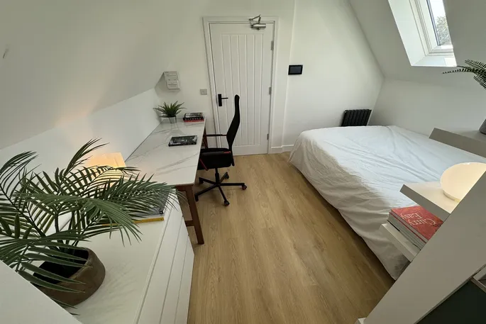 Room Chilwell Road in Nottingham