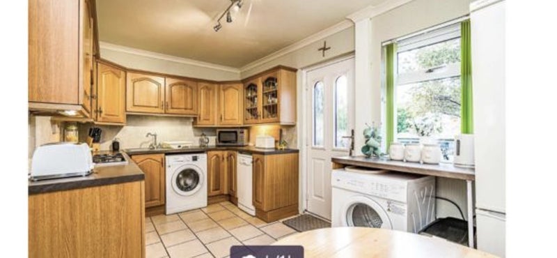 Room Park Lane West in Sandwell