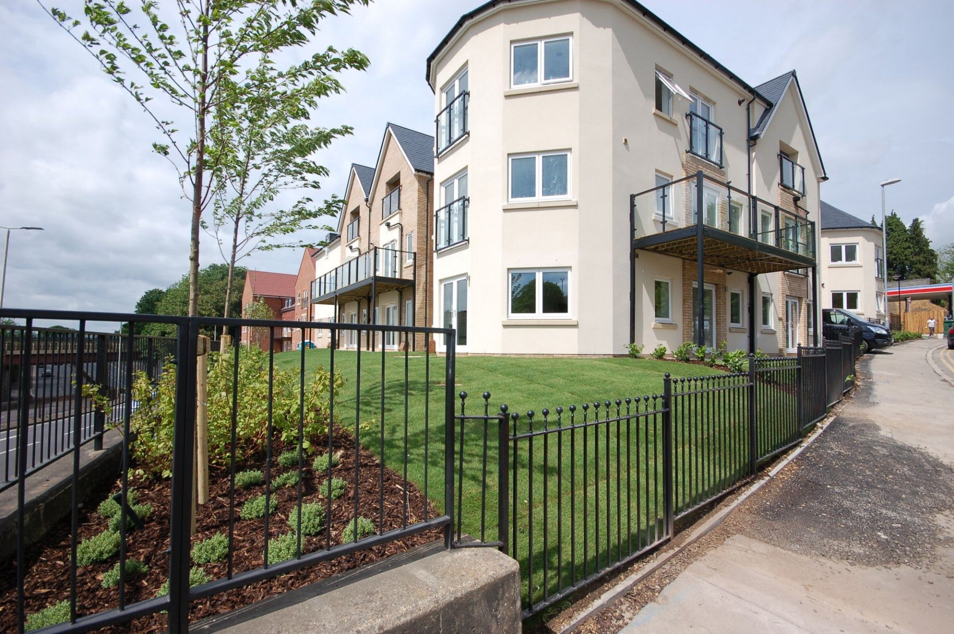 Flat Rectory Road in Three Rivers