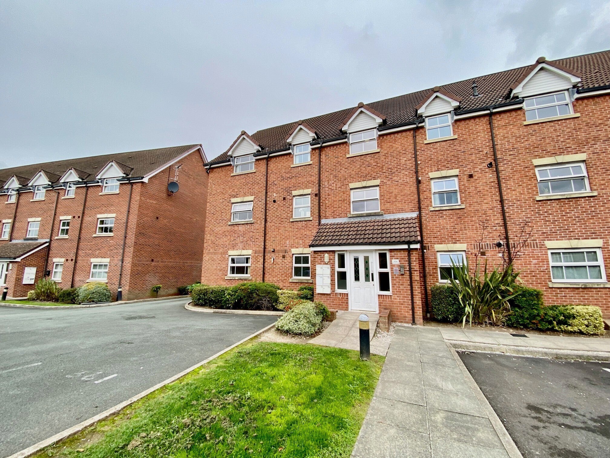 Flat Heys Hunt Avenue in South Ribble