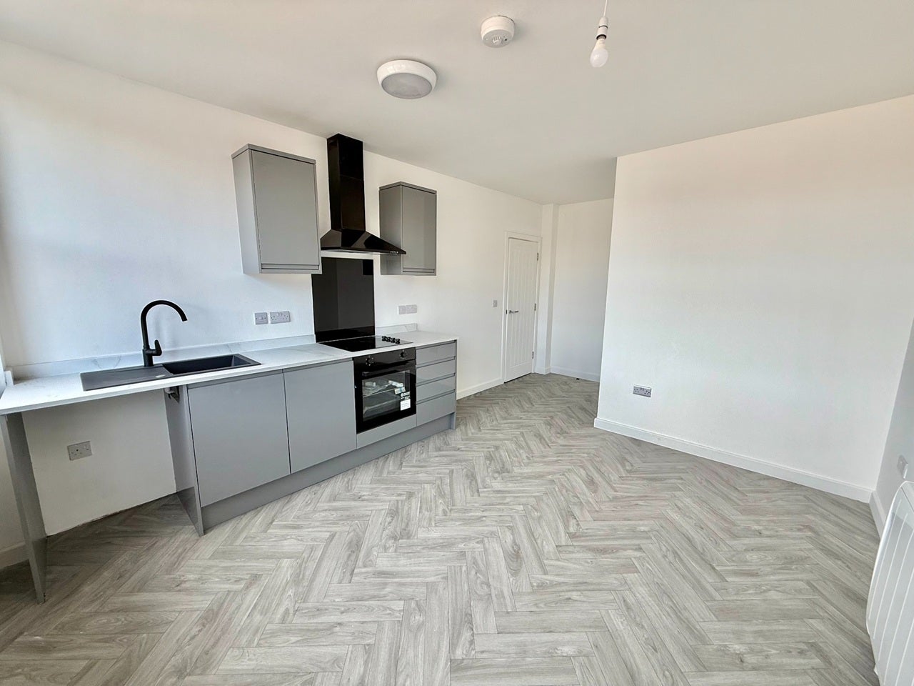 Flat Market Place in Mansfield Woodhouse