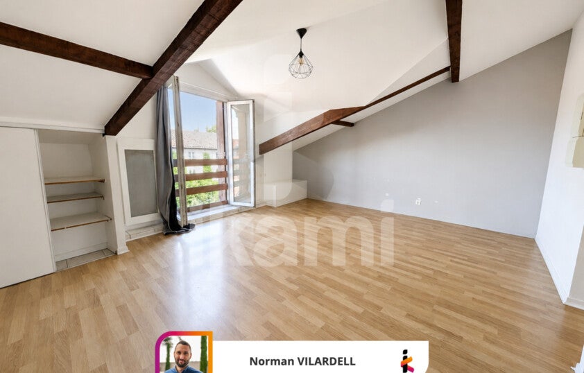 Appartement Rue Champollion à Vif