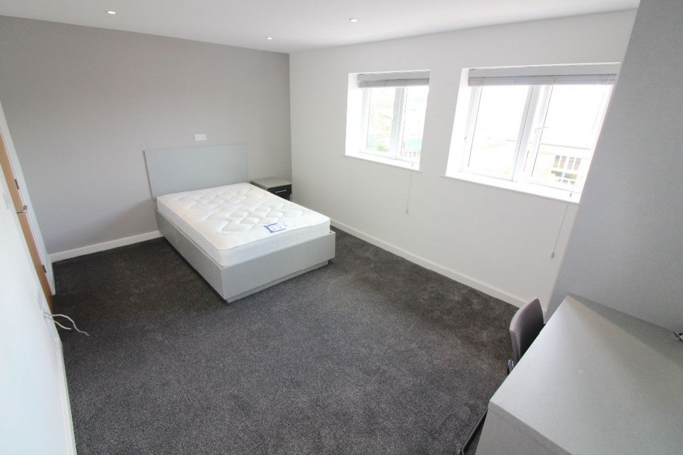Flat Adelphi Place in Preston