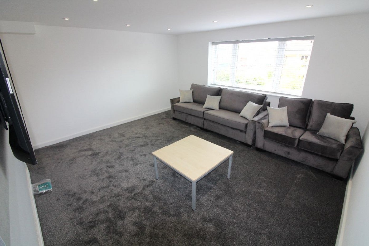 Flat Adelphi Place in Preston
