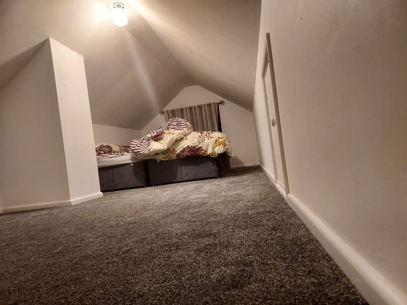 Room St Chad's Crescent in Oldham