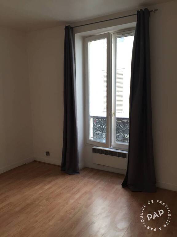 Flat Place du Général Kœnig in Paris