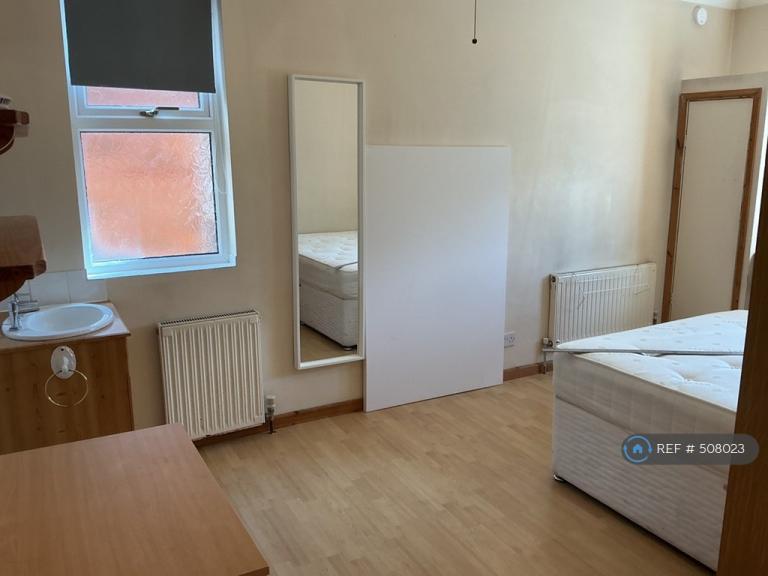 House Brazier Close in Bournemouth
