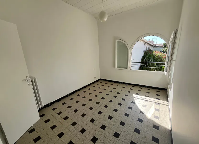 Appartement Rue Garibaldi à Mèze