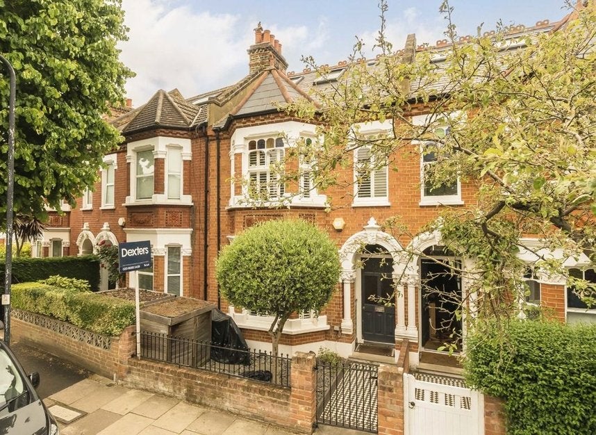 House St. Albans Avenue in Greater London