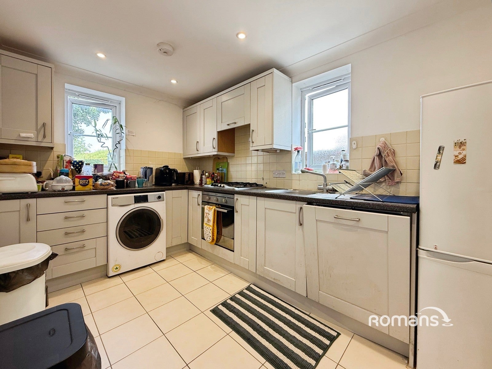 Flat Letts Green in Woodley