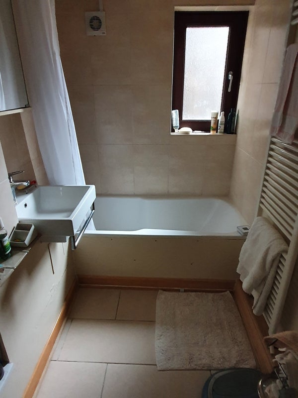 Room New North Road in Greater London