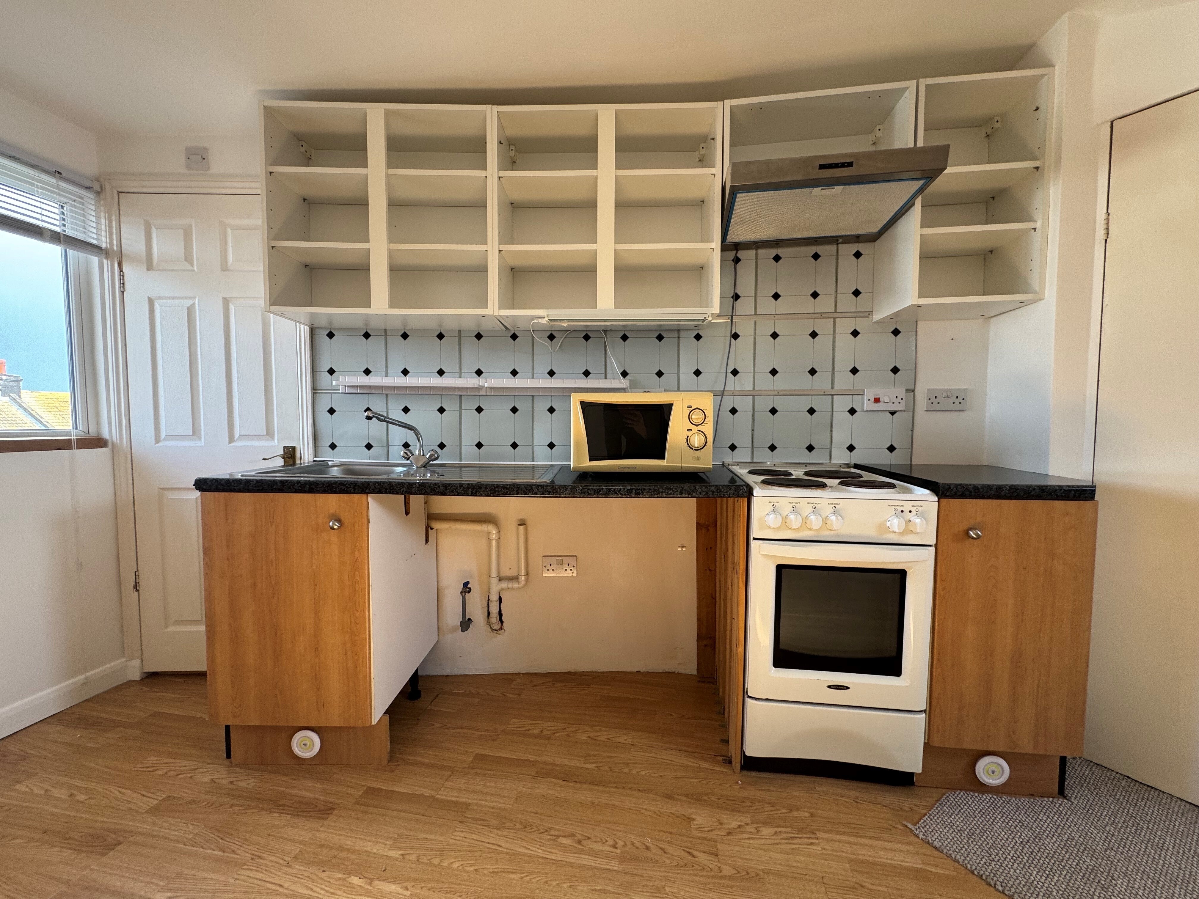Flat Wellesley Road in Eastbourne