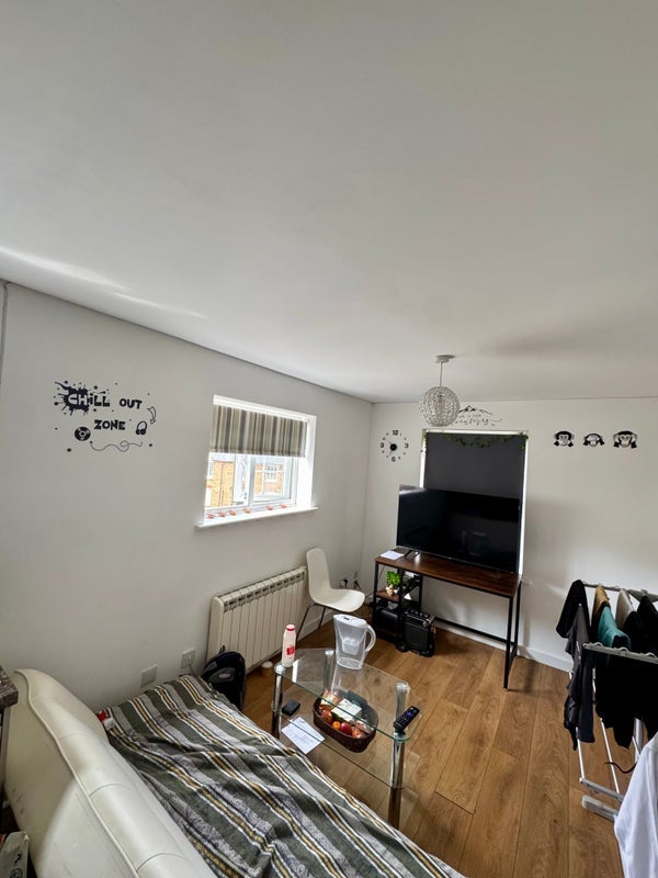 Room Red Lion Court in East Hertfordshire