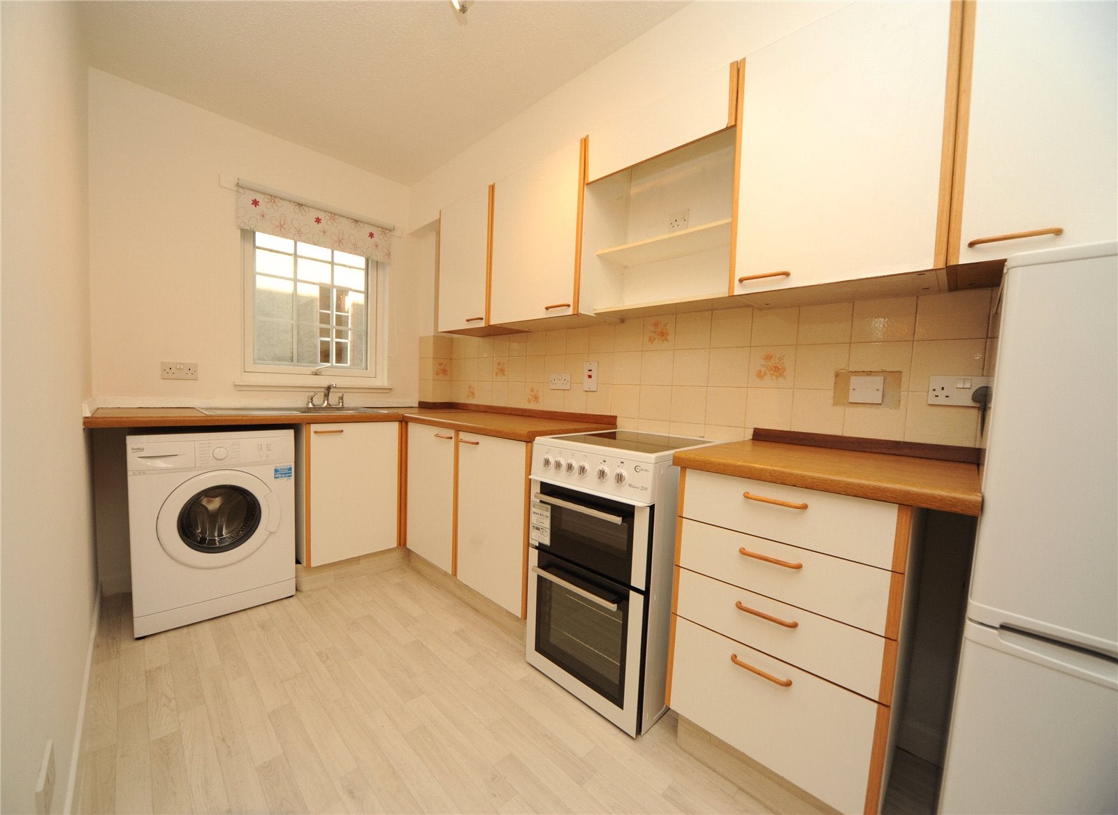 Flat Kinneskie Road in Banchory