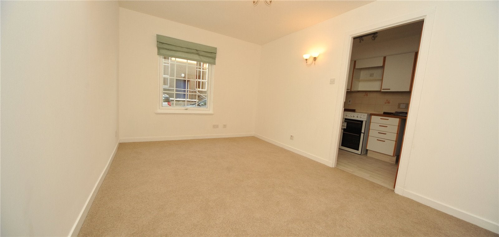 Flat Kinneskie Road in Banchory