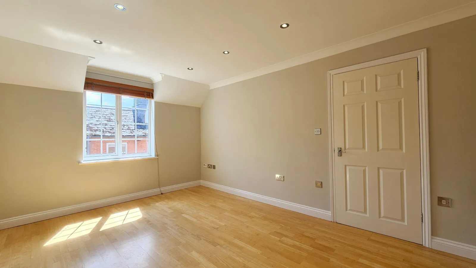 Flat Bartholomew Court in Newbury