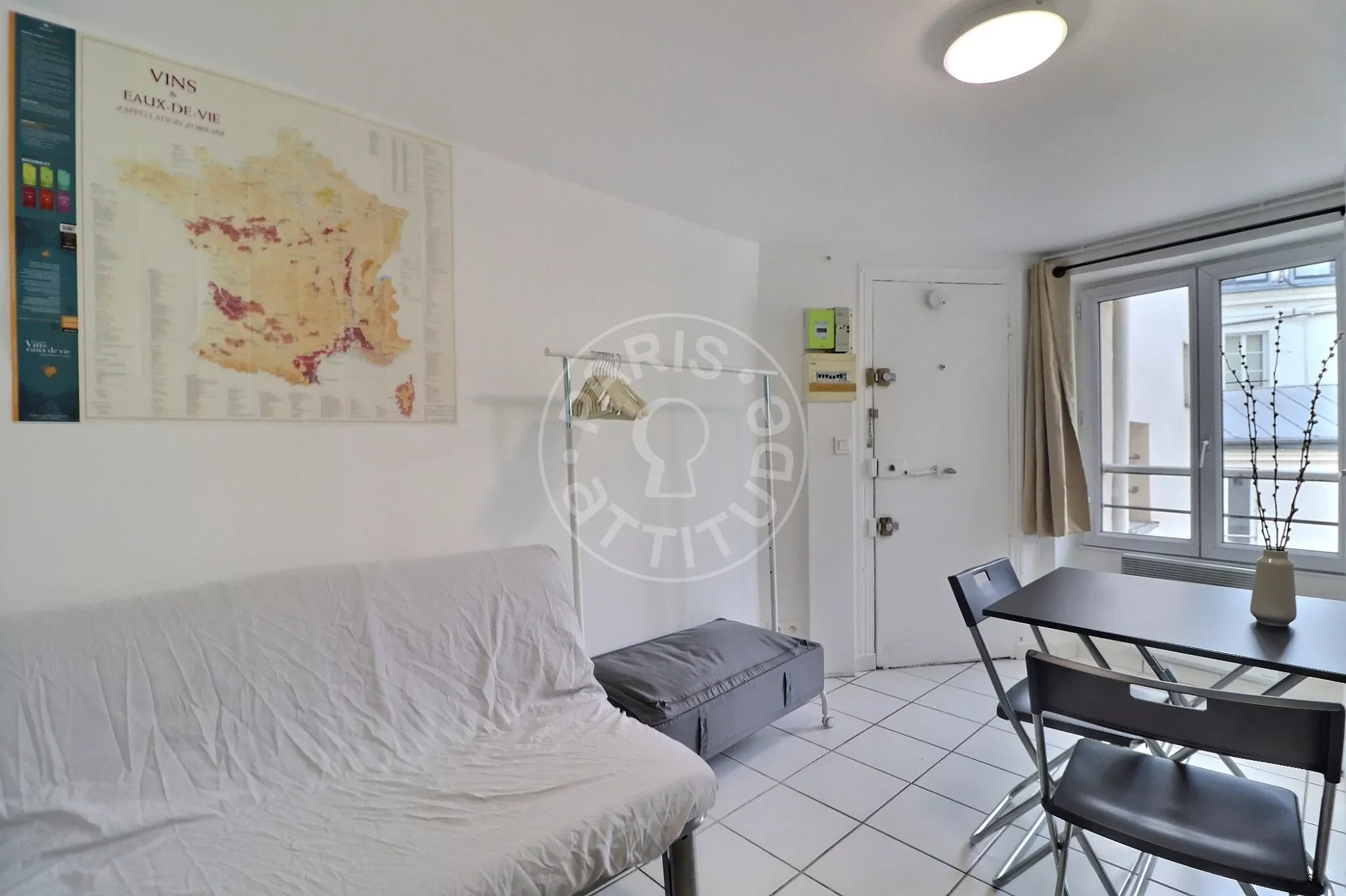 Chambre Rue Léopold-Bellan à Paris