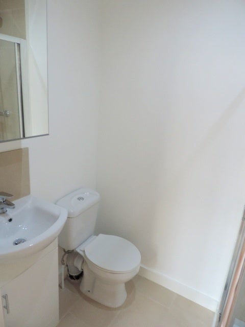 Room Burrage Road in Greater London