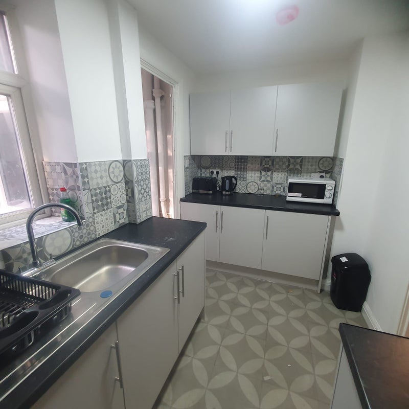 Room Melbourne Court in Greater London