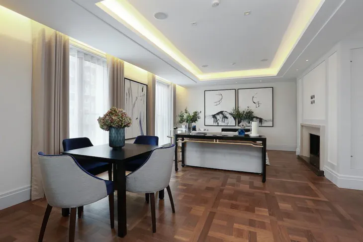 Flat Ebury Square in City of Westminster